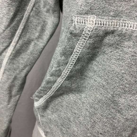 Nike zip up jacket - Picture 2 of 6